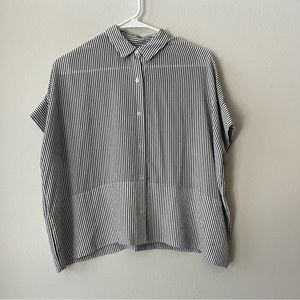 Everlane The Clean Silk Short-Sleeve Square Shirt in Black/White, size 0